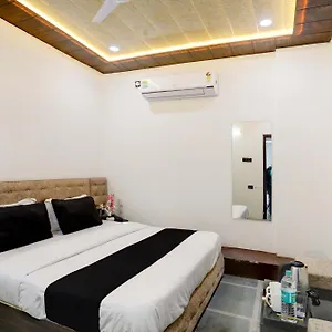 Hotel Collection O Park Paradise